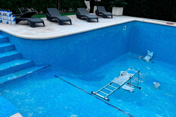 Pool maintenance in bendinat | Pool Mallorca