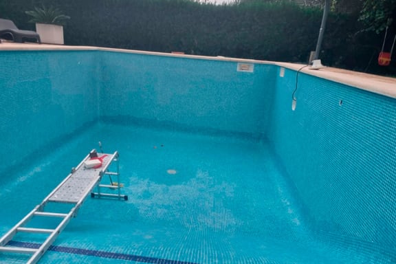 Pool maintenance in bendinat | Pool Mallorca